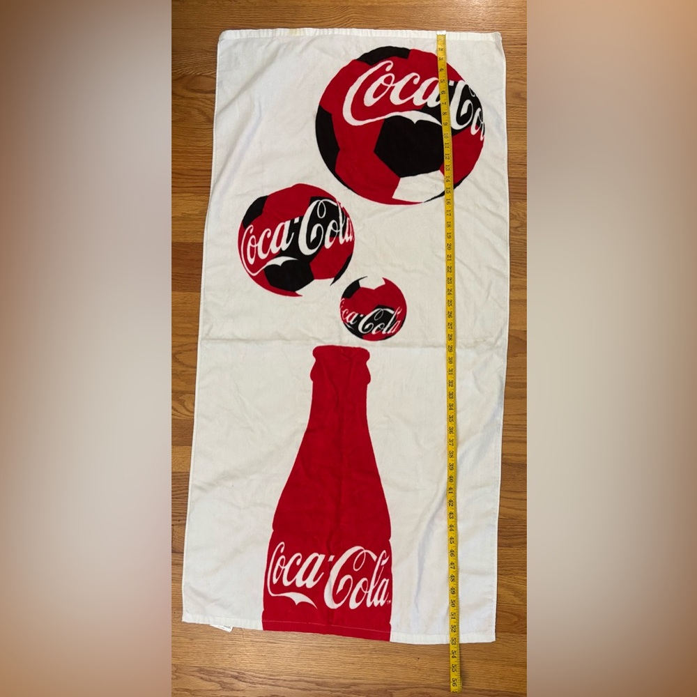 Coca-Cola FIFA World Cup Russia 2018 Beach Towel Collectible Flaws Shown-Review - Picture 6 of 12